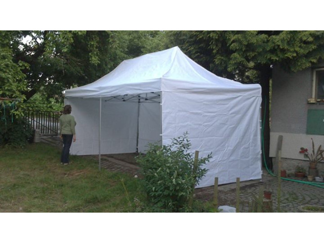 Nůžkový skládací hliníkový stan s bočnicemi  6x3 m k zapůjčení