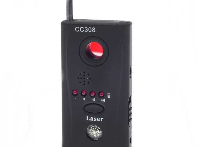 Detektor GSM, GPS lokátorů, WIFI, Bluetooth, FM, VHF, UHF štěnic a skrytých kamer se signalizací síly