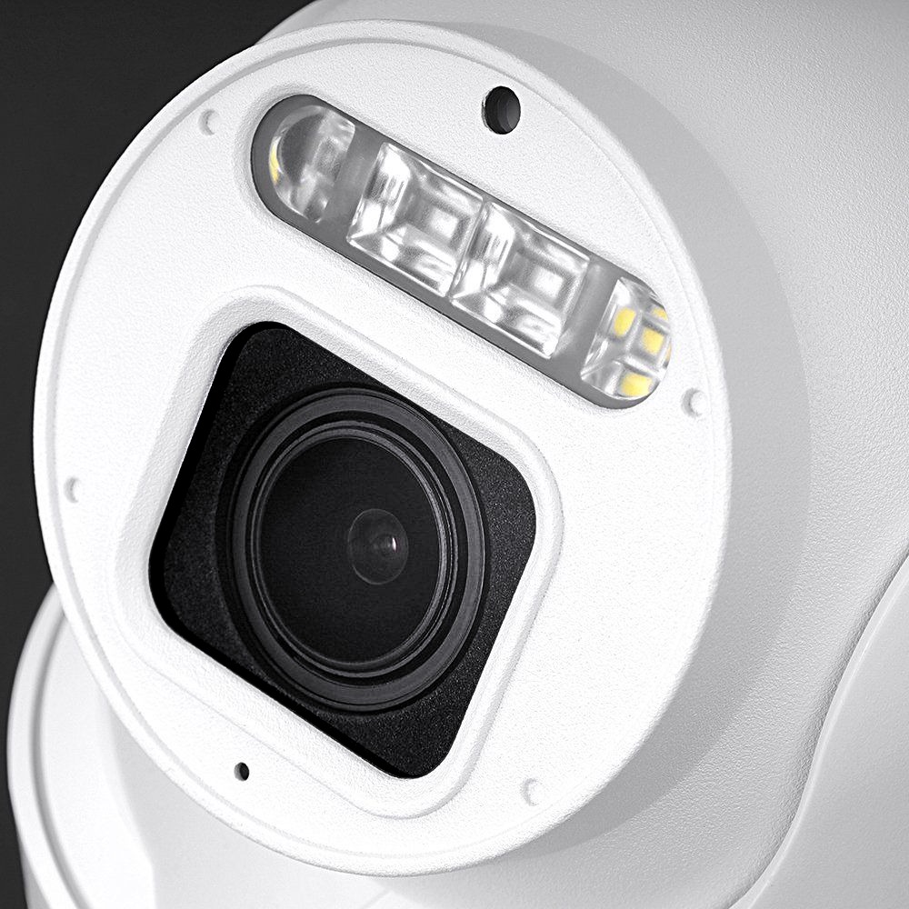 Venkovní mini PTZ IP kamera HICO X4D-M6S Venkovní mini PTZ IP kamera HICO X4D-M6S – detail objektivu a LED přisvětlení pod ním